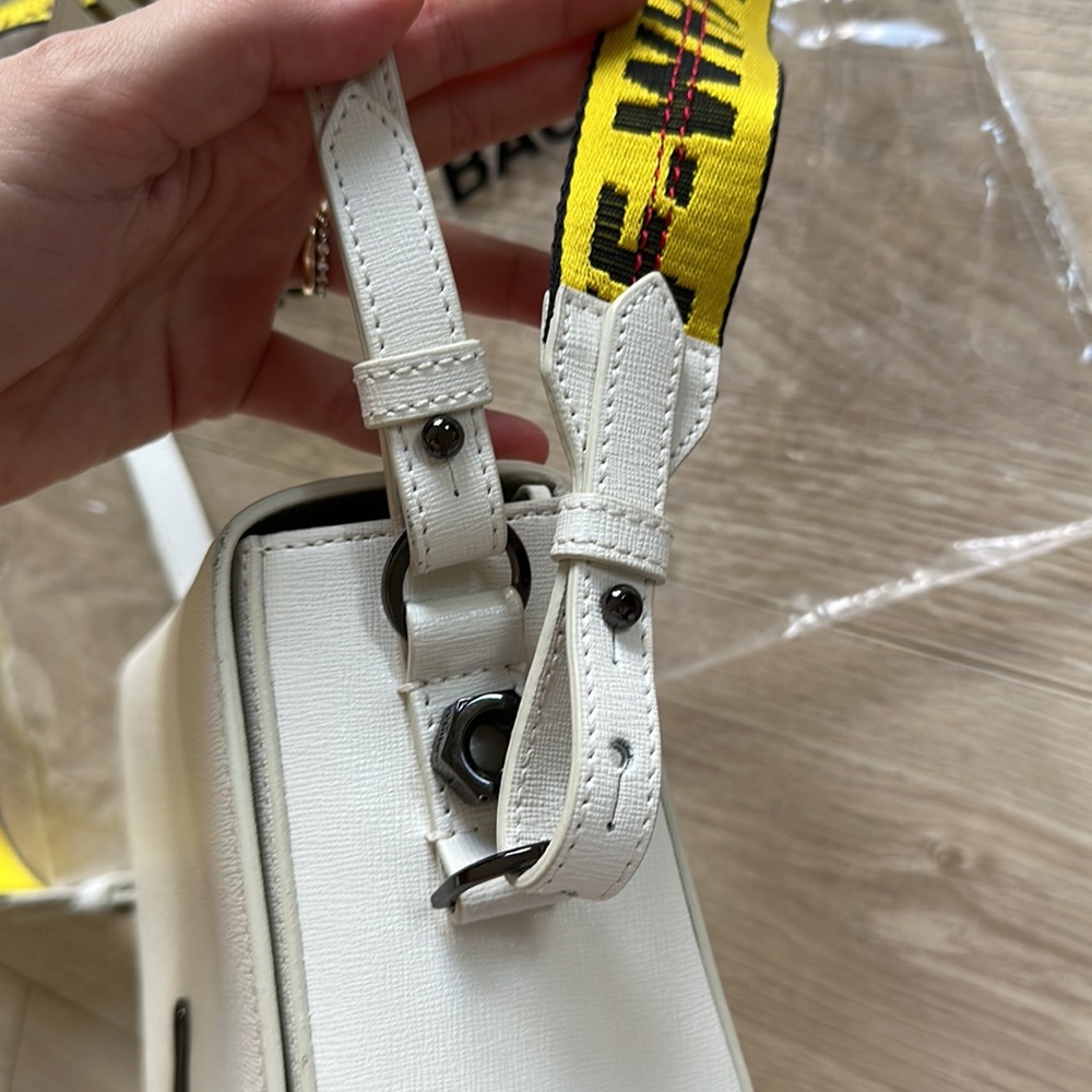 OFF-WHITE C/O VIRGIL ABLOH Mini Binder Clip Flap Bag white - Picture 3 of 9